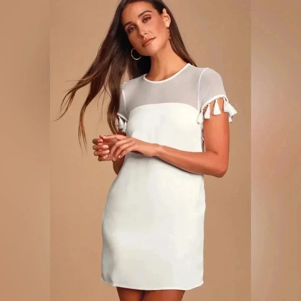 Iced Latte White Shift Dress size small